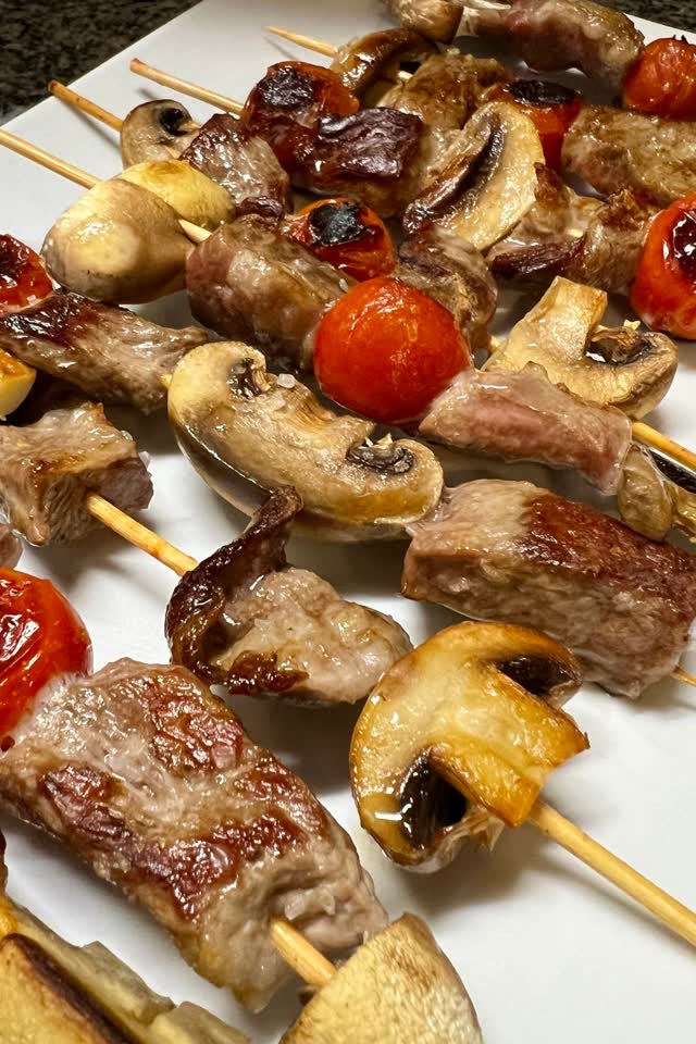 Canapés variados para los invitados